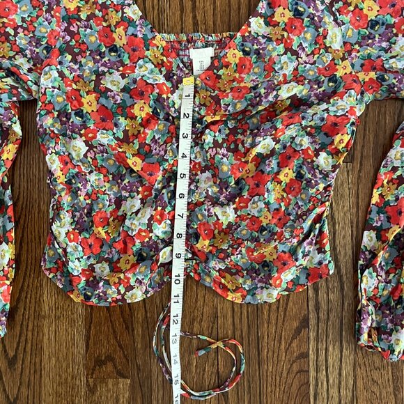 H&M Women's Blouse Viscose Crêpe V-neck Floral Top Drawstring in Front Sz L - Picture 7 of 12